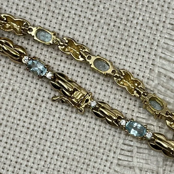 ✨ Vintage Sterling Silver & Gold-Plated Blue Gemstone Bracelet